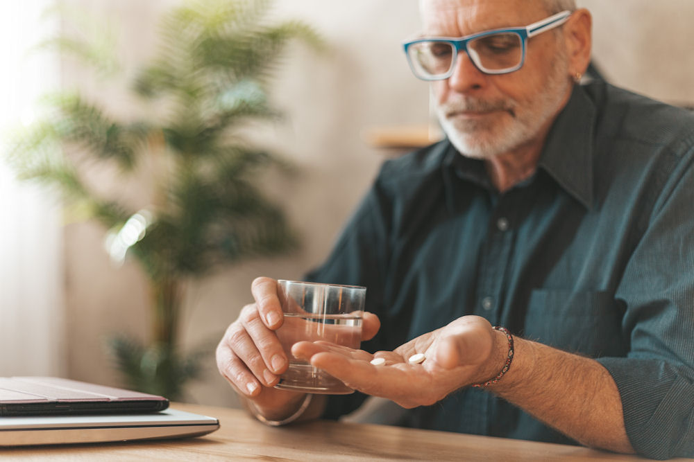 drink alcohol while taking antibiotics